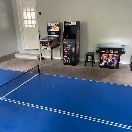 Cozy Home With Arcade, Ping Pong & Fenced Backyard Lawrenceville Luaran gambar