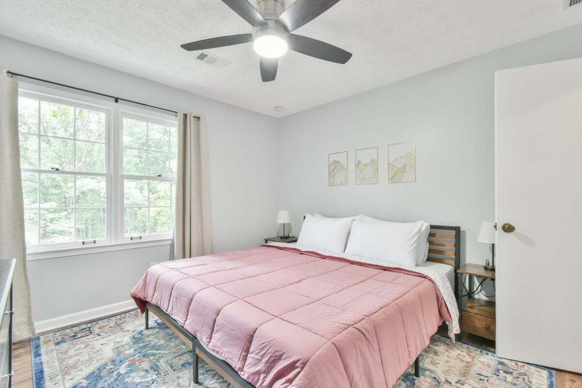 Cozy Home With Arcade, Ping Pong & Fenced Backyard Lawrenceville Luaran gambar