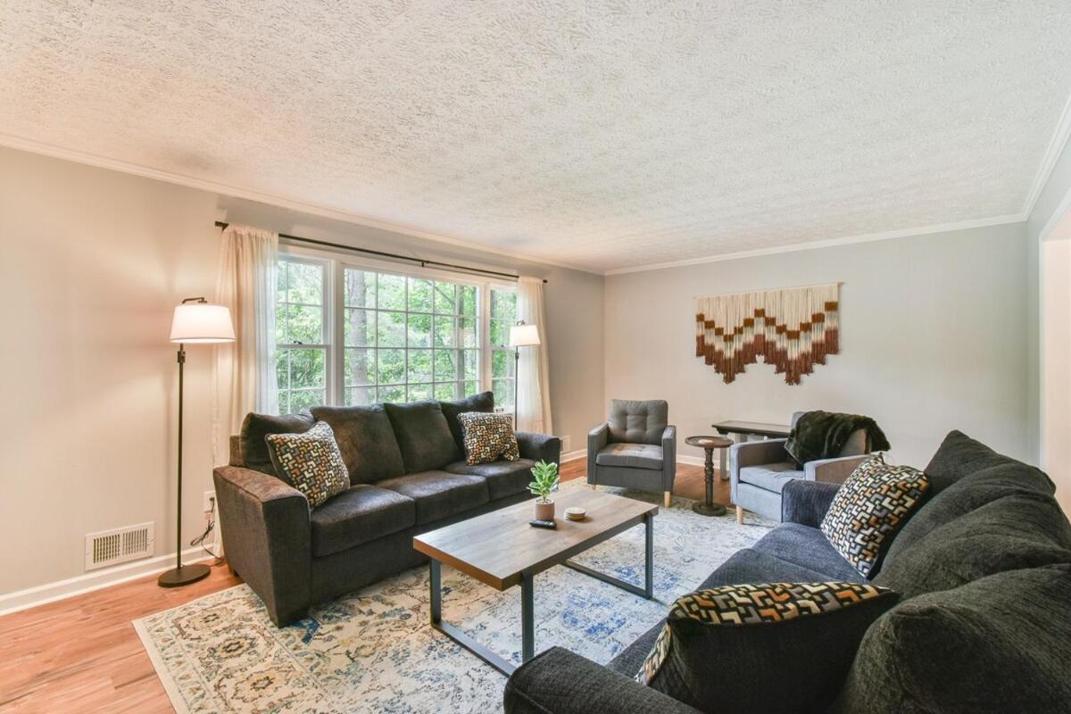 Cozy Home With Arcade, Ping Pong & Fenced Backyard Lawrenceville Luaran gambar