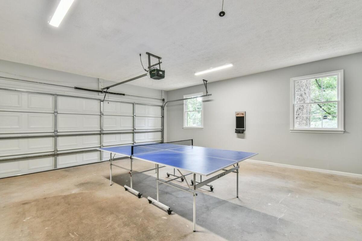 Cozy Home With Arcade, Ping Pong & Fenced Backyard Lawrenceville Luaran gambar
