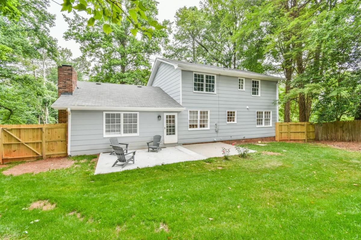 Cozy Home With Arcade, Ping Pong & Fenced Backyard Lawrenceville Luaran gambar