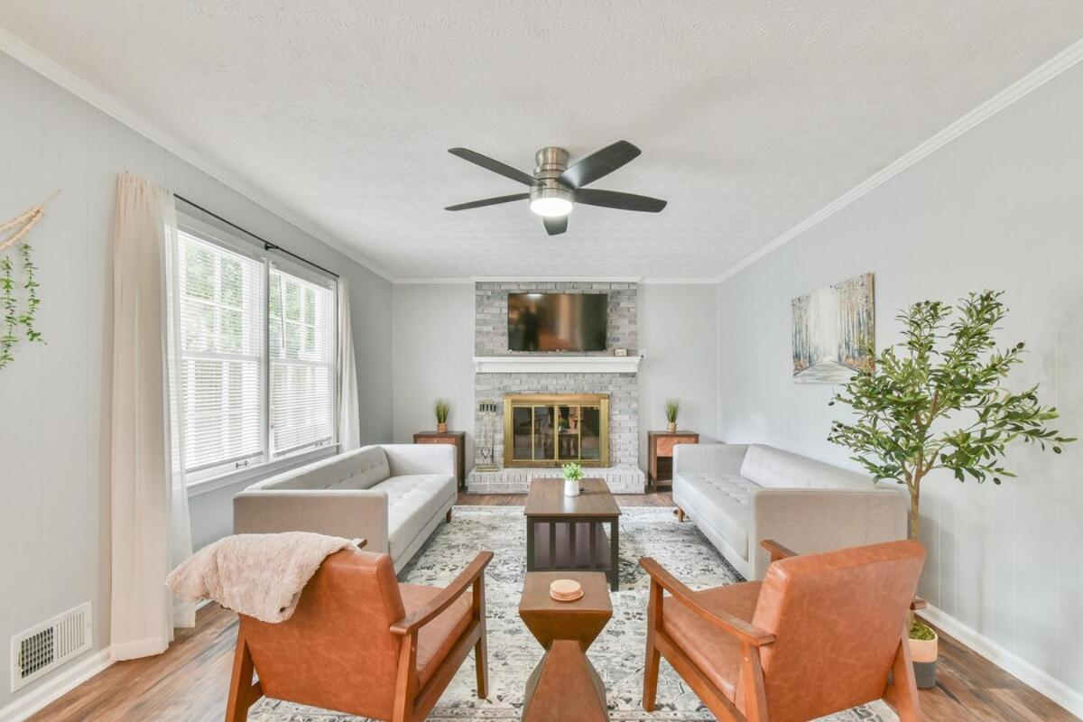 Cozy Home With Arcade, Ping Pong & Fenced Backyard Lawrenceville Luaran gambar